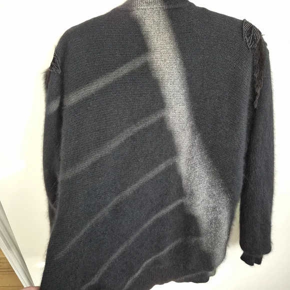 Stunning Angora Rabbit Fur Cardigan - Picture 5 of 6